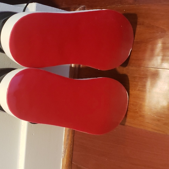 Steve Madden Promoter-s  Special Edition Red Bottoms custom soles Blk Spikes 9M - Picture 8 of 8